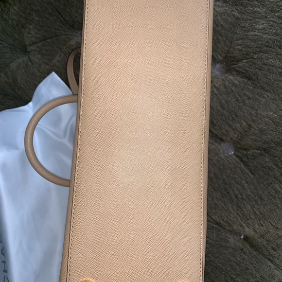 Michael Kors purse - Picture 2 of 3